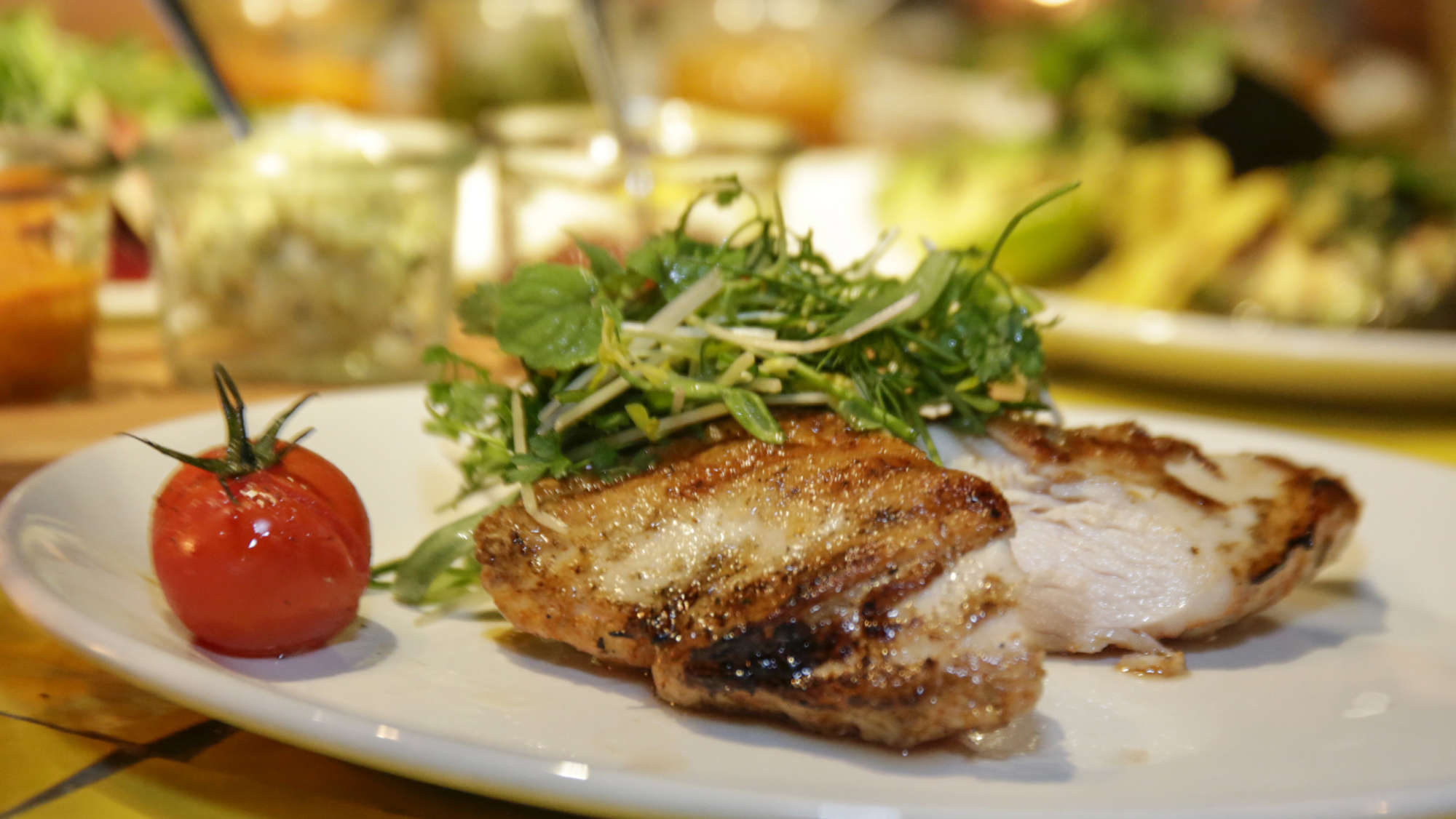 Die saftigste Pouletbrust – innen zart, aussen knusprig. saftige Pouletbrust